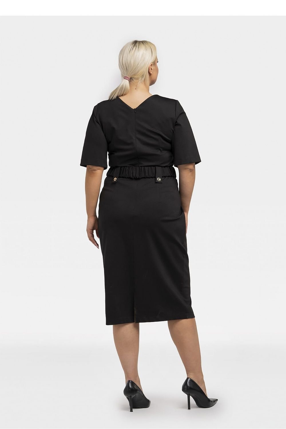 Plus size dress model 195025