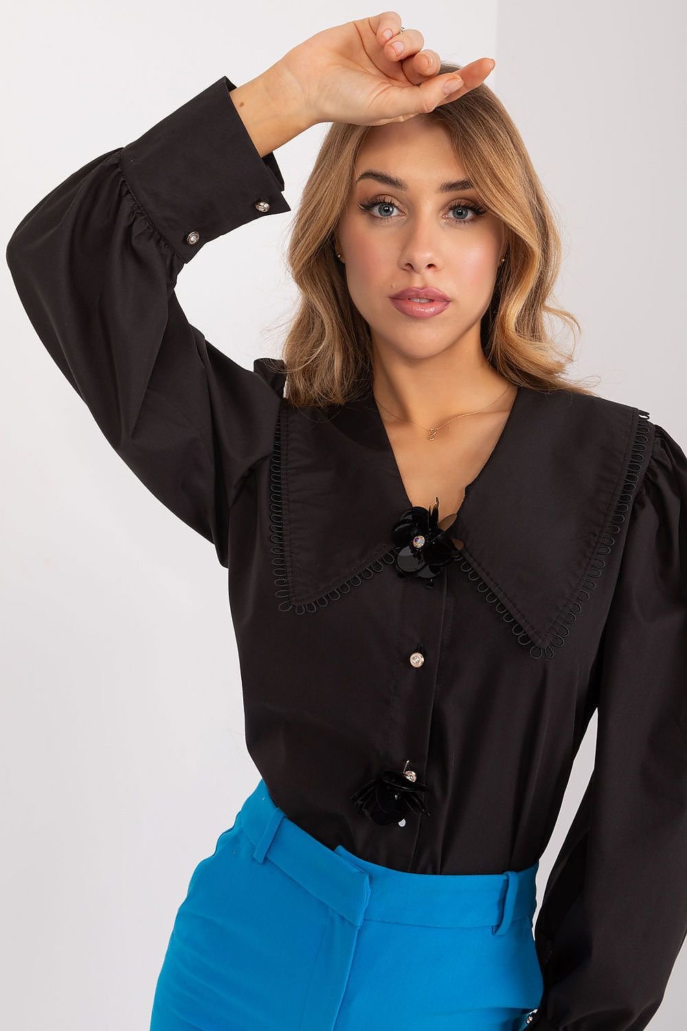 Long sleeve shirt model 195203