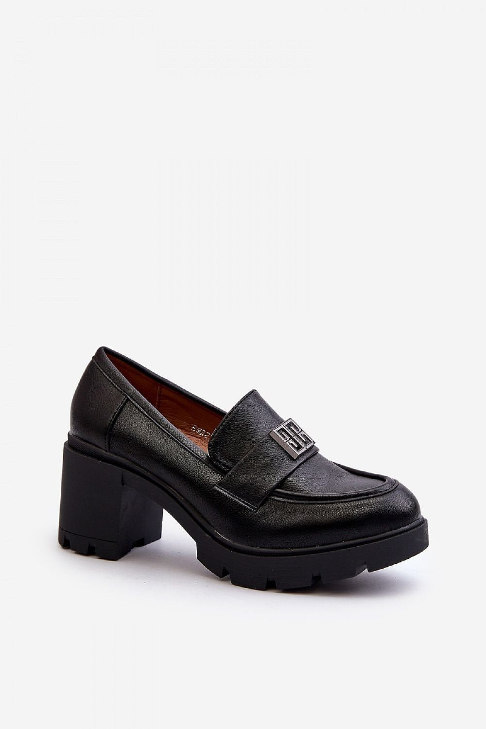 Heeled low shoes model 195403