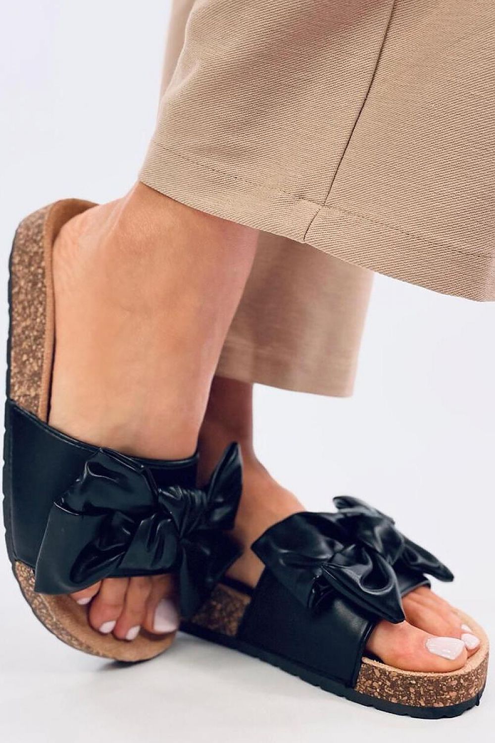 Flip-flops model 195619