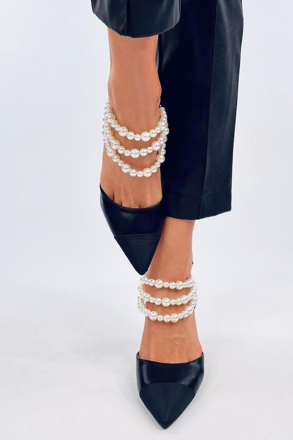 High heels model 195622