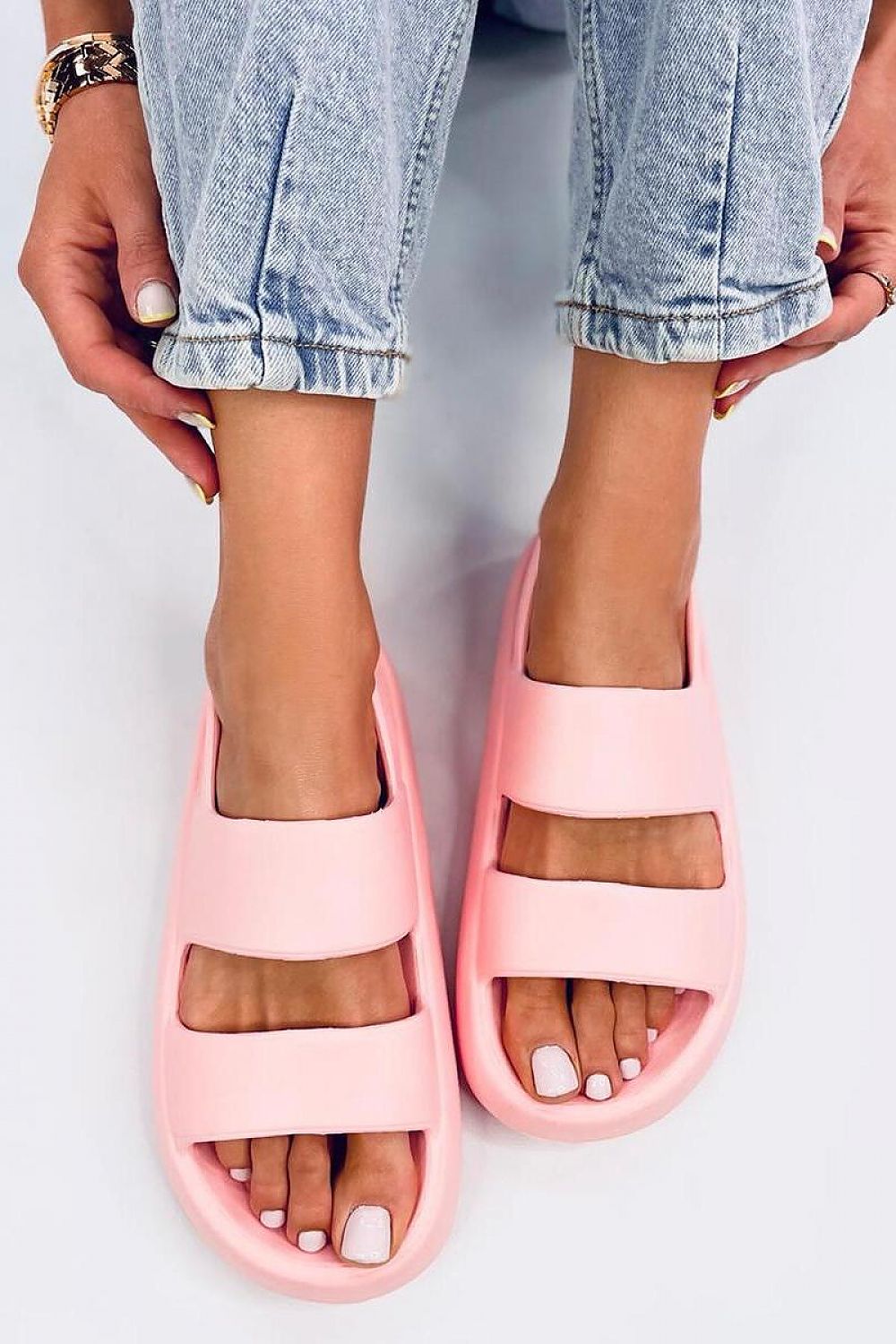 Sandals model 195642