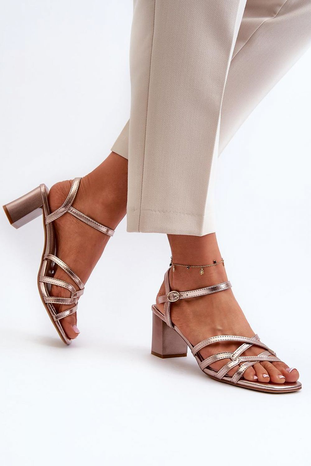 Heel sandals model 195745