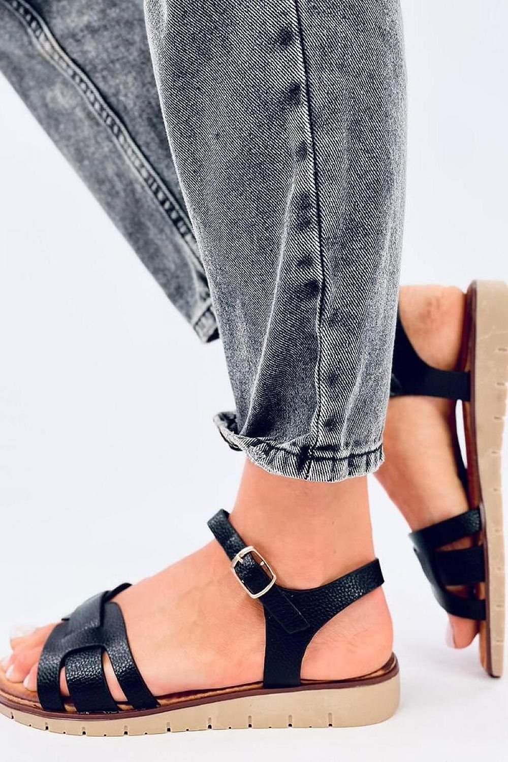 Sandals model 195980