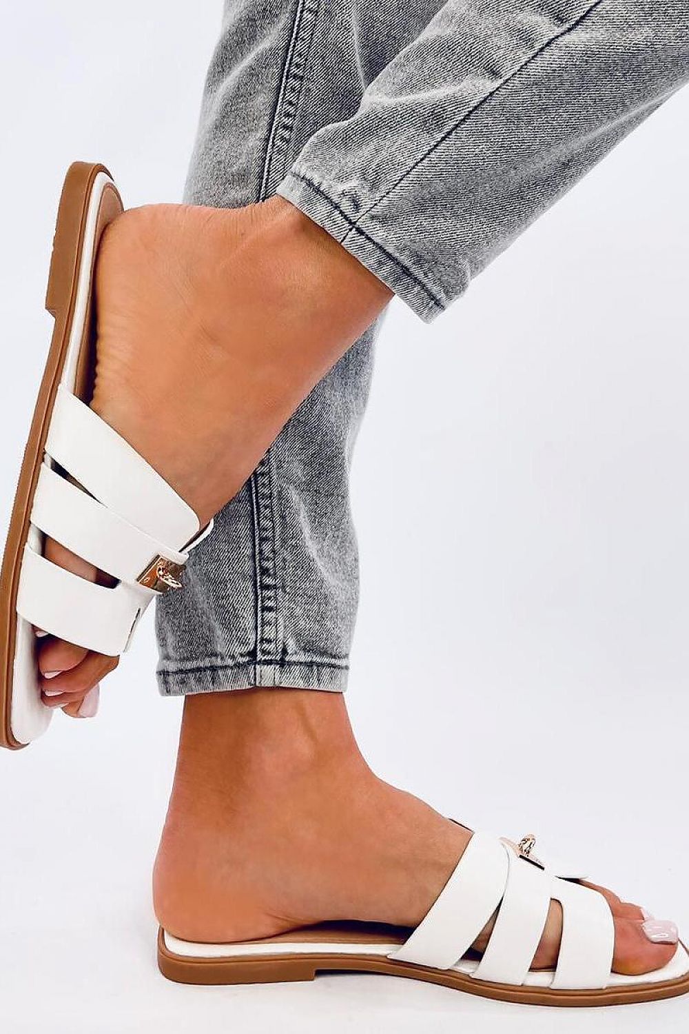 Flip-flops model 195984