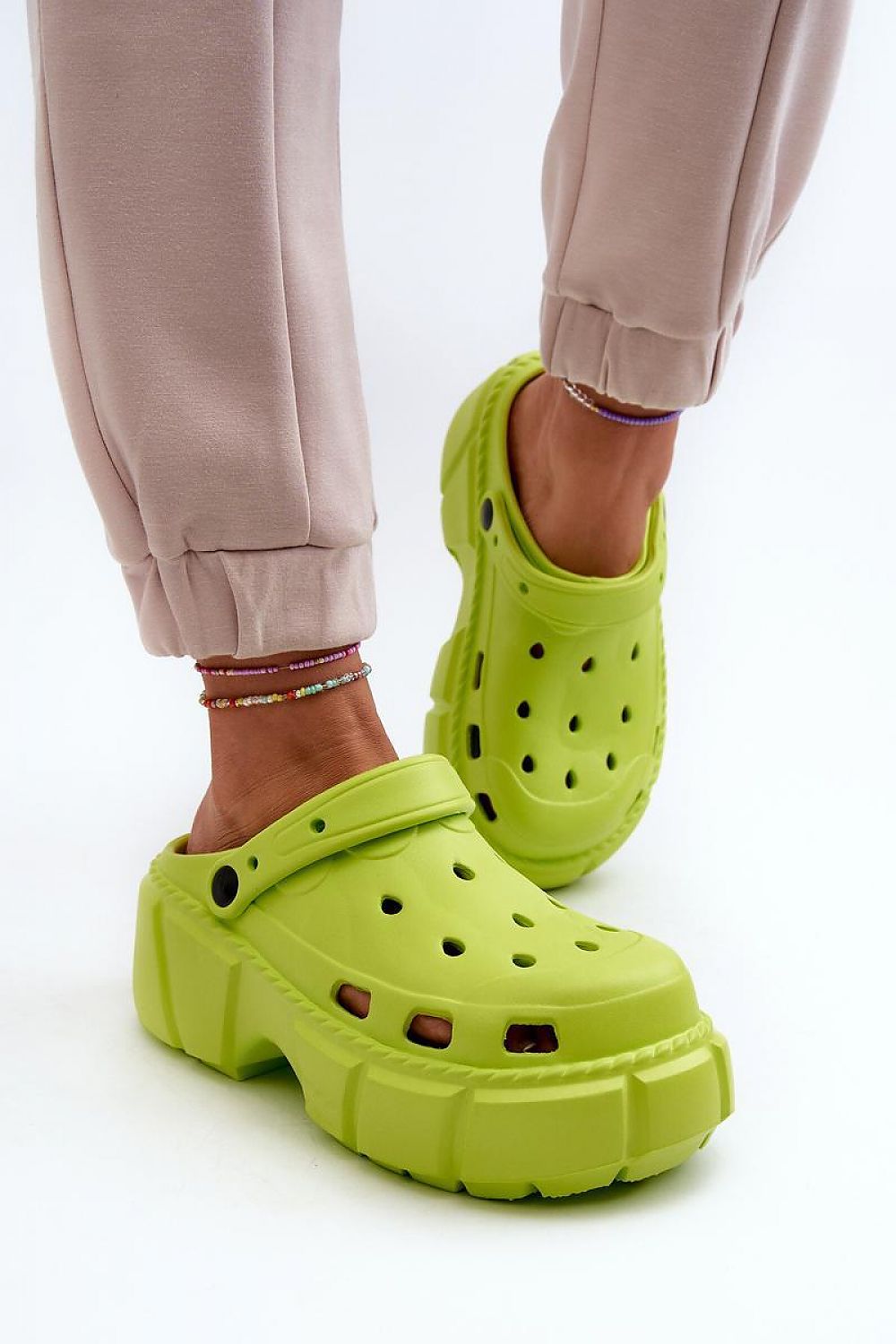 Flip-flops model 196681
