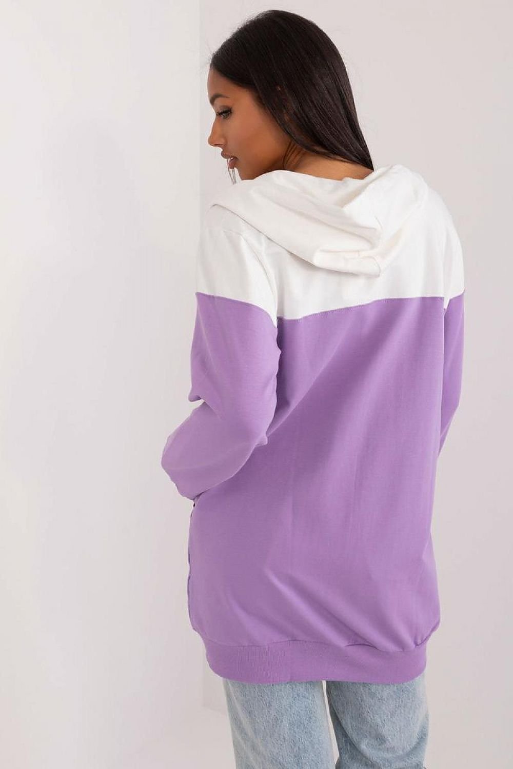 Sweatshirt model 197075