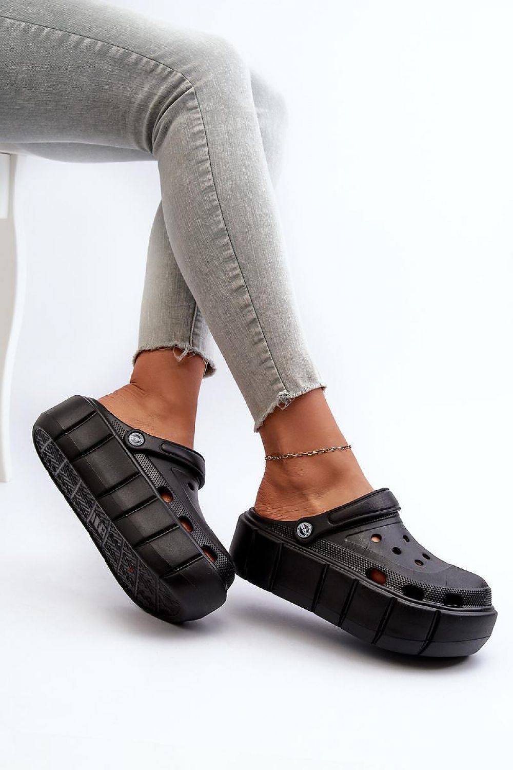Flip-flops model 197243