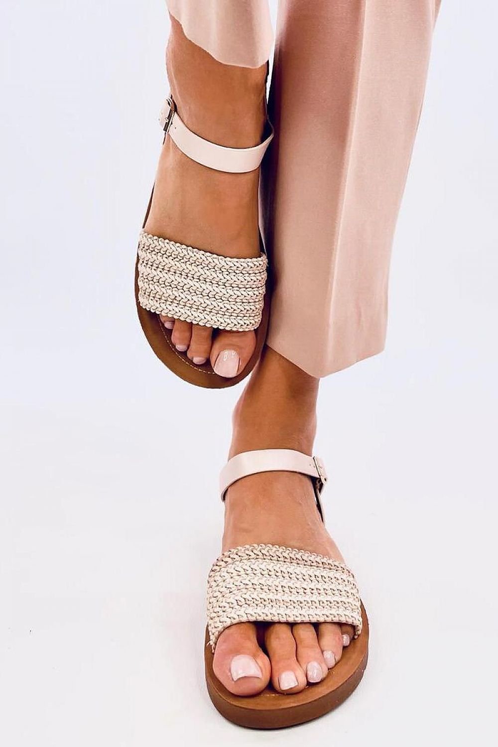 Sandals model 197252