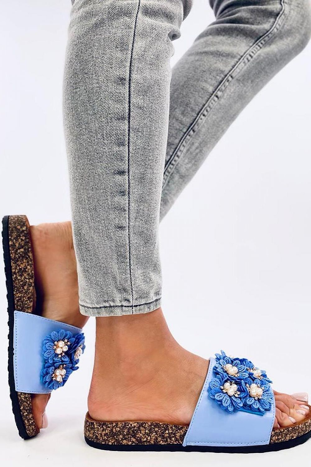 Flip-flops model 197258