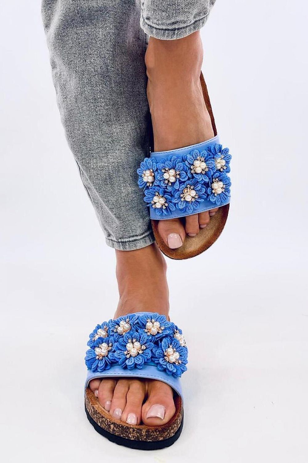Flip-flops model 197258