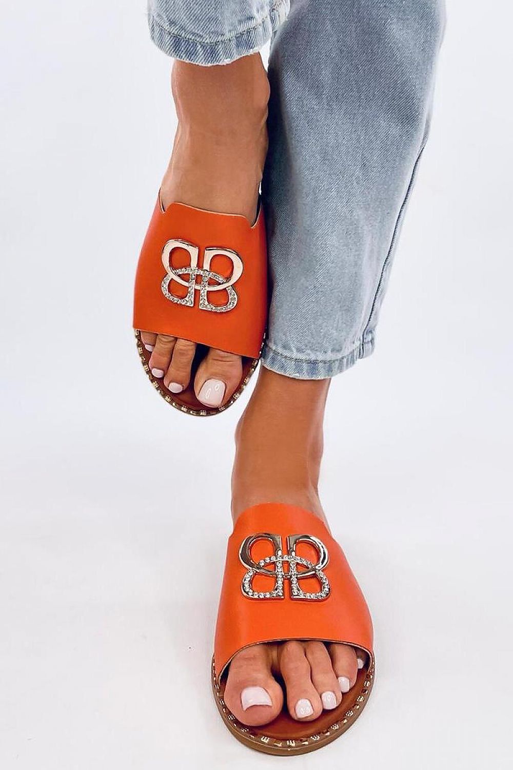 Flip-flops model 197313