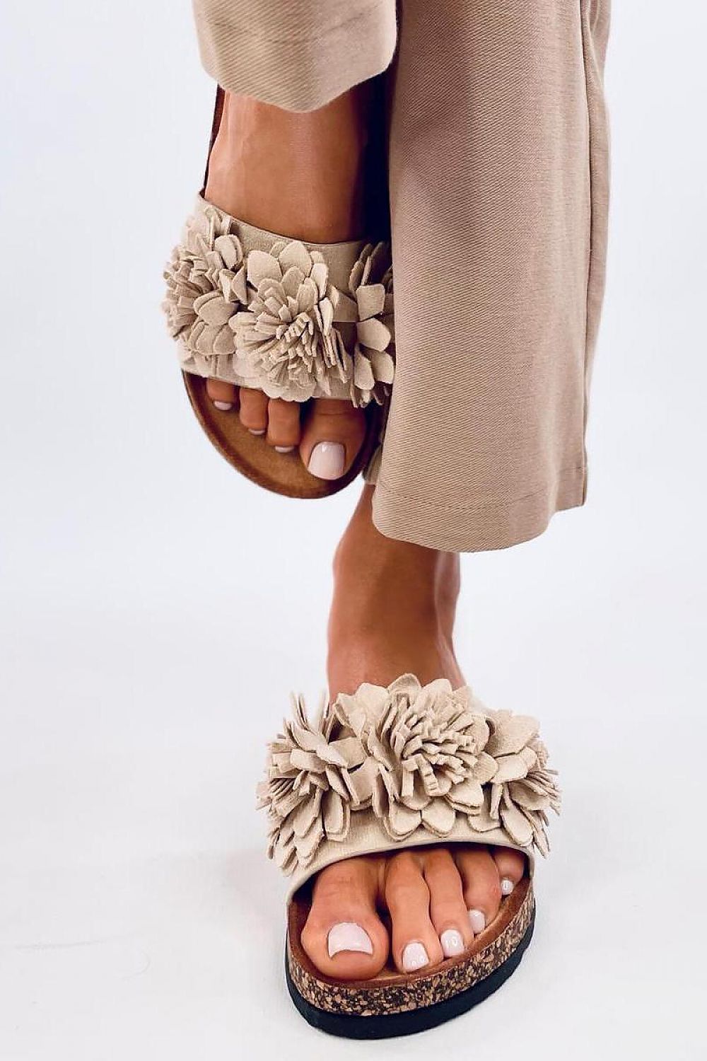 Flip-flops model 197333