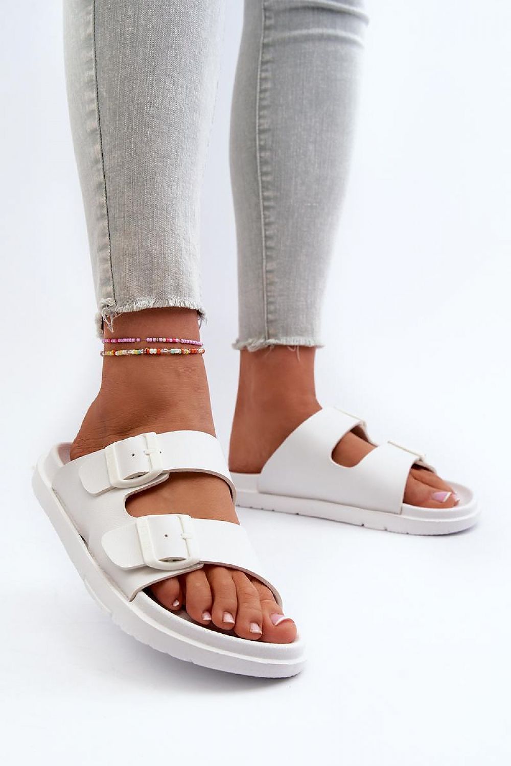 Flip-flops model 197415