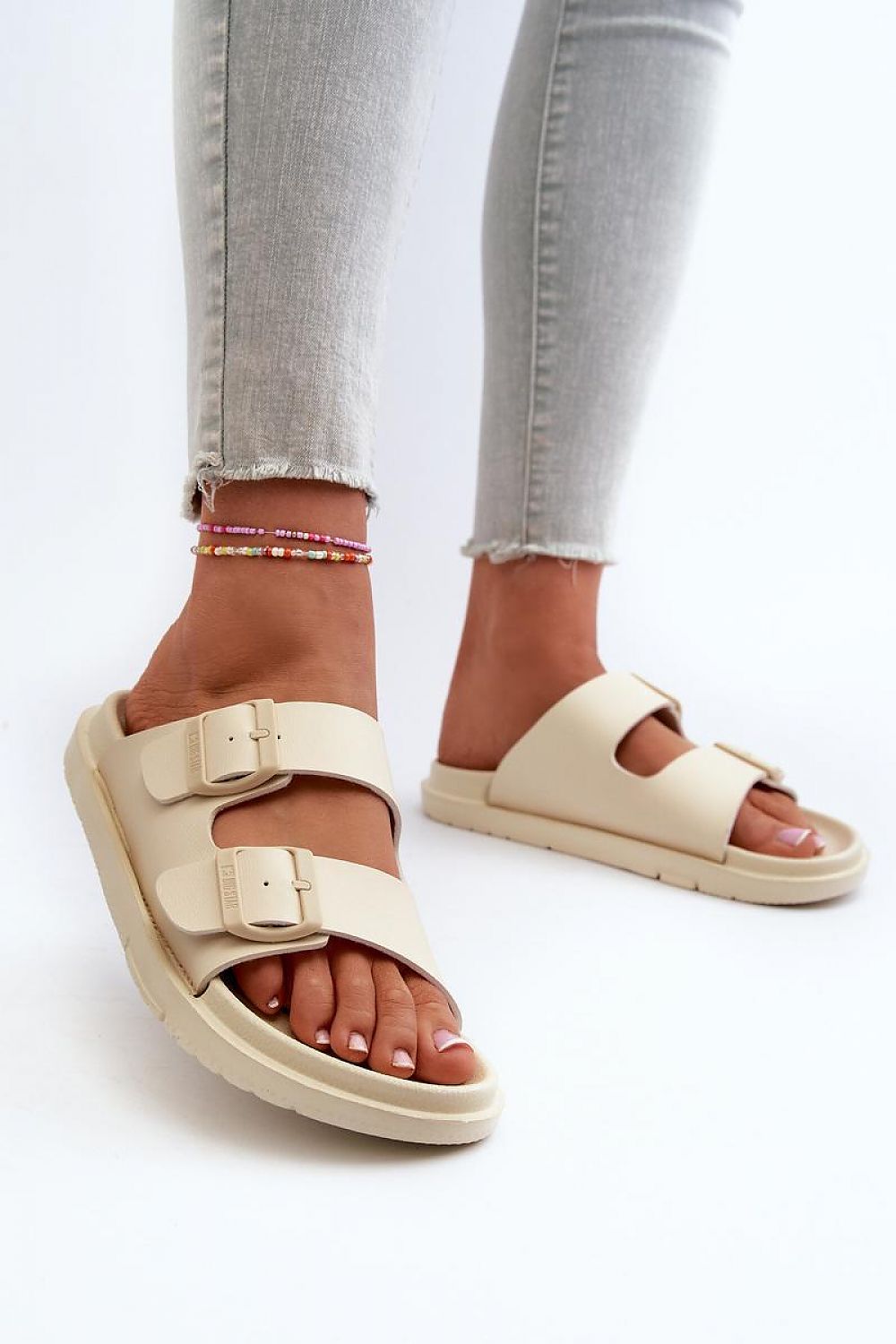 Flip-flops model 197418