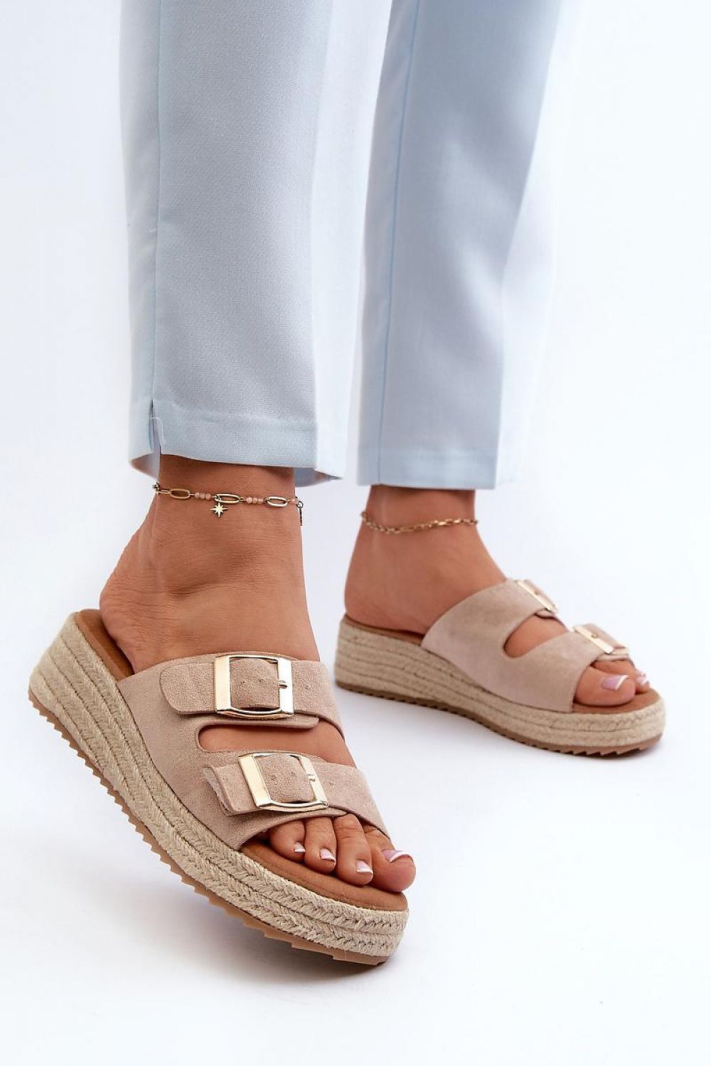 Flip-flops model 197420