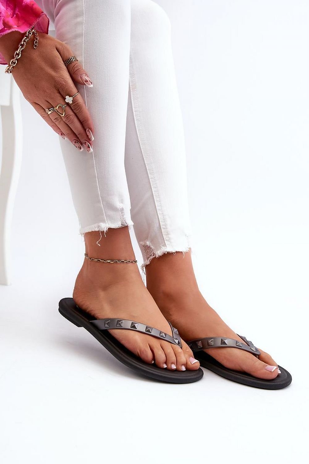 Japanese flip-flops model 197612