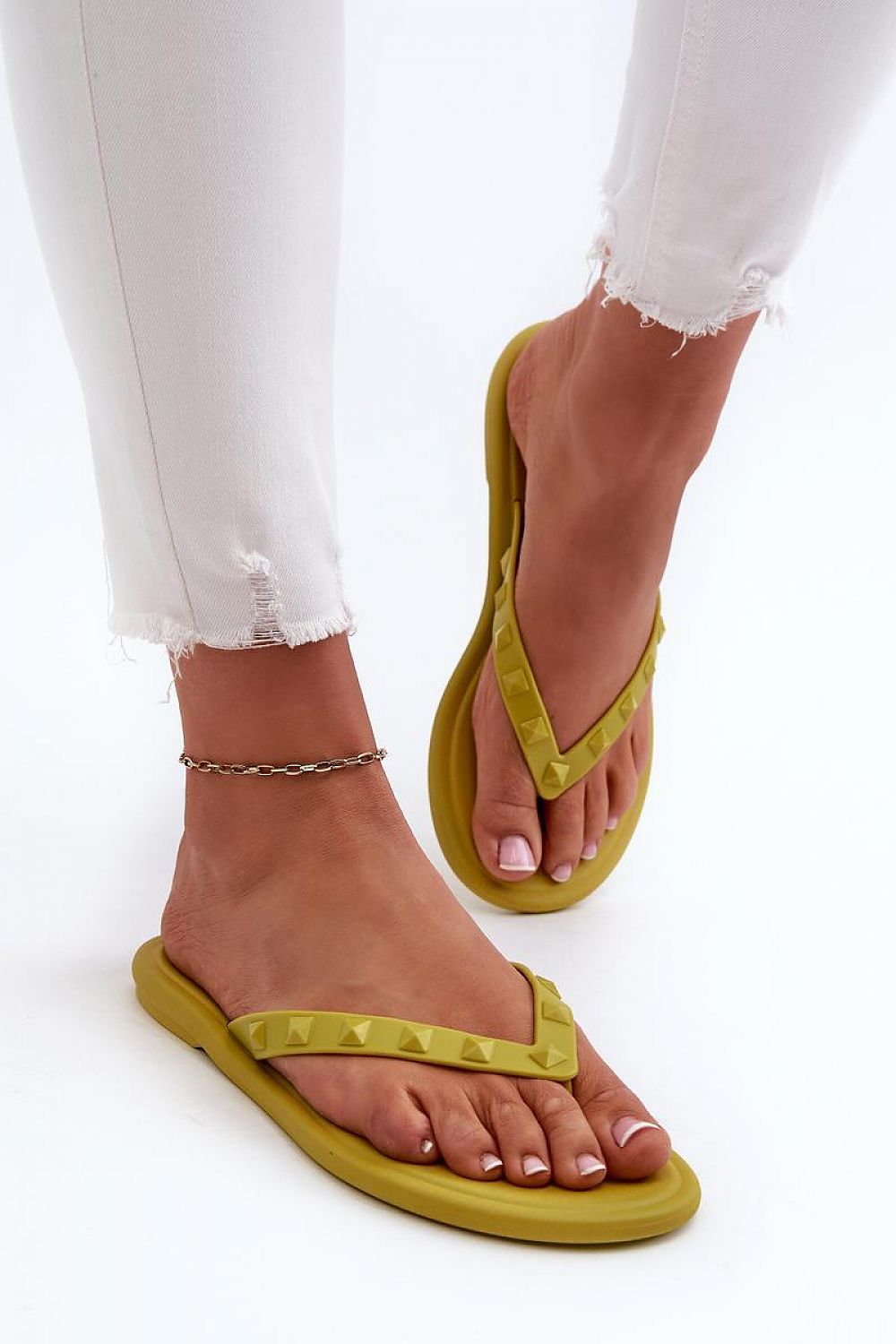 Japanese flip-flops model 197615