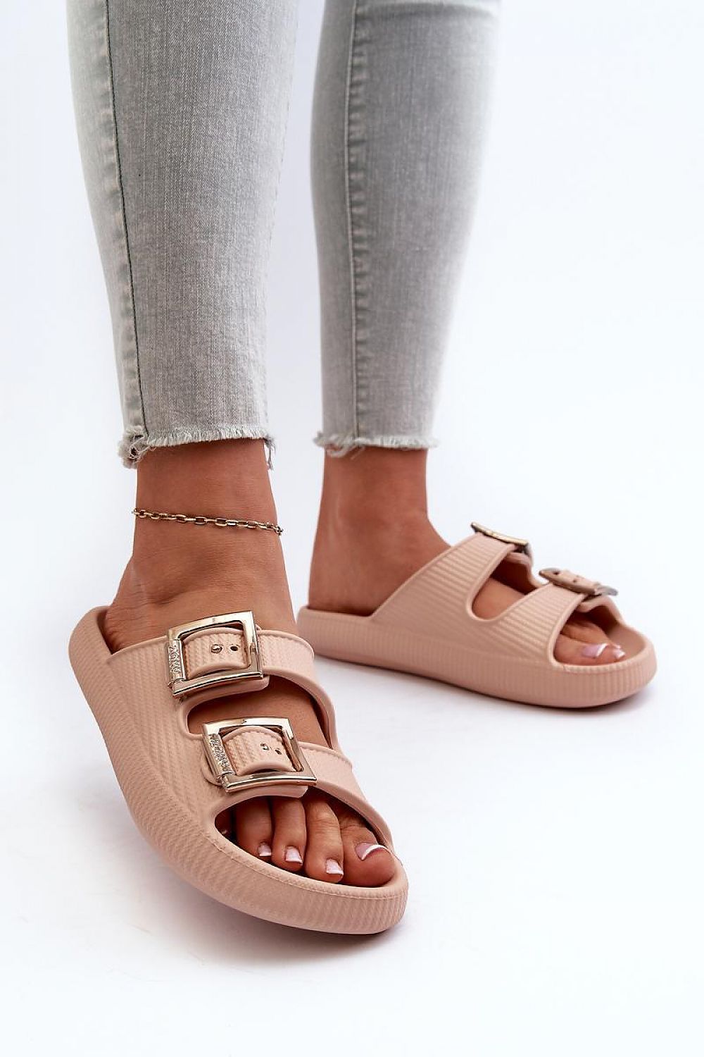 Flip-flops model 197660