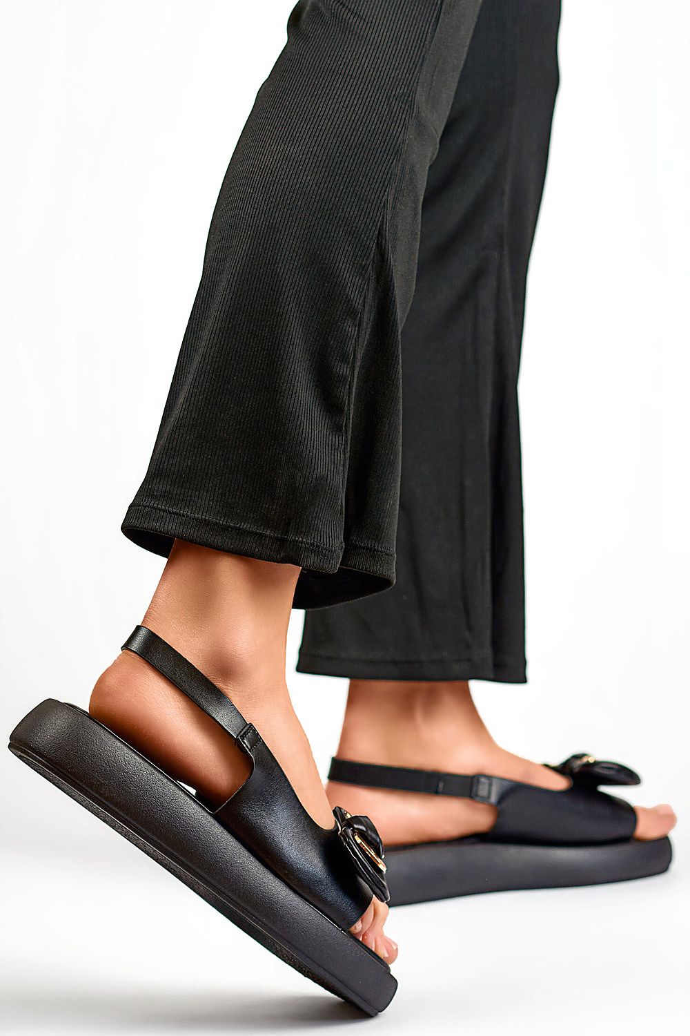 Sandals model 197976
