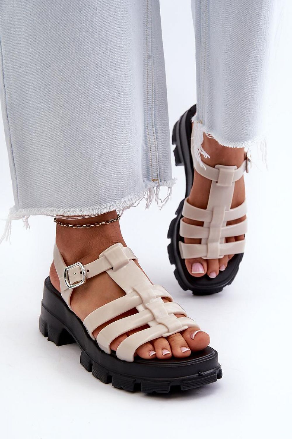 Sandals model 198044