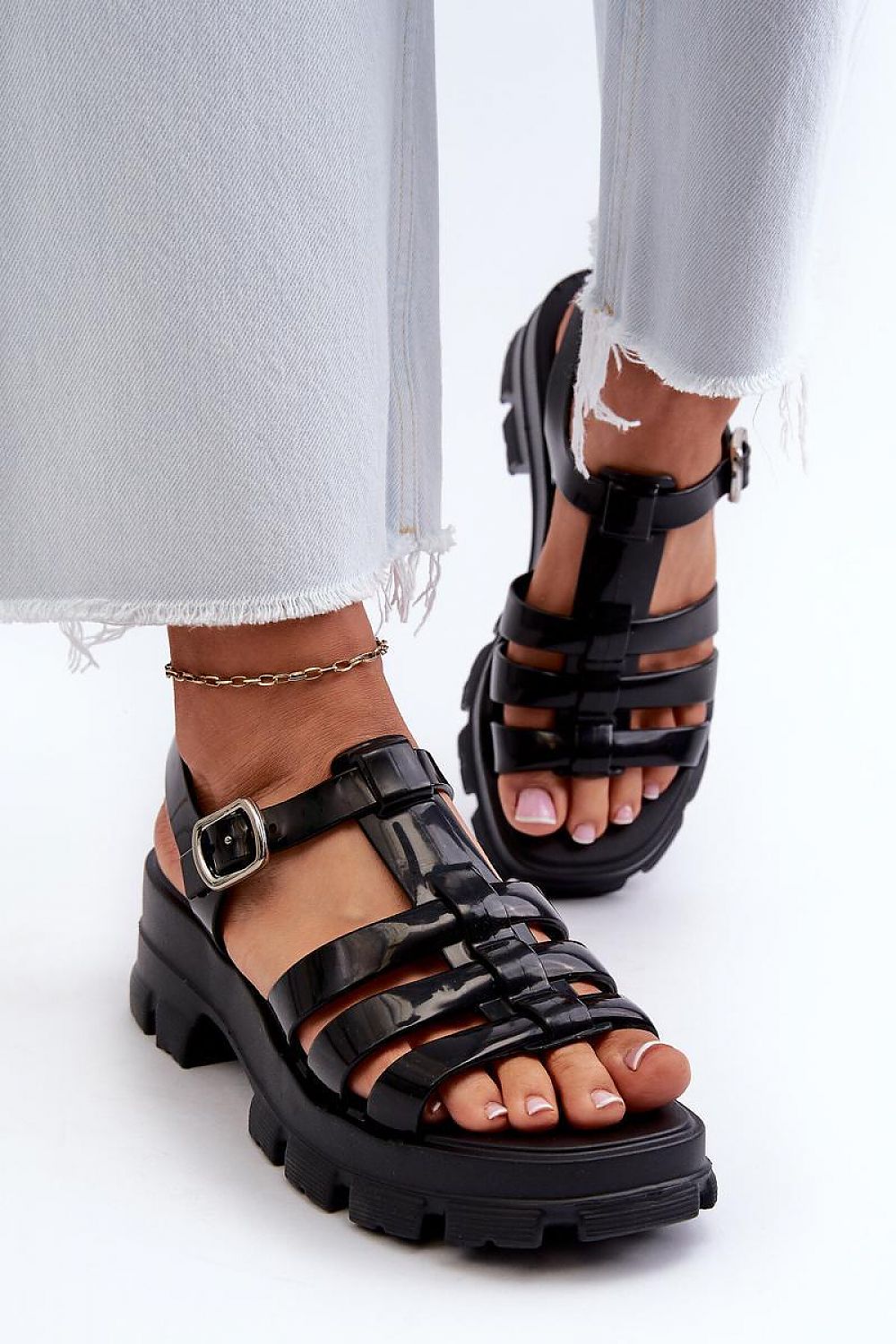Sandals model 198045