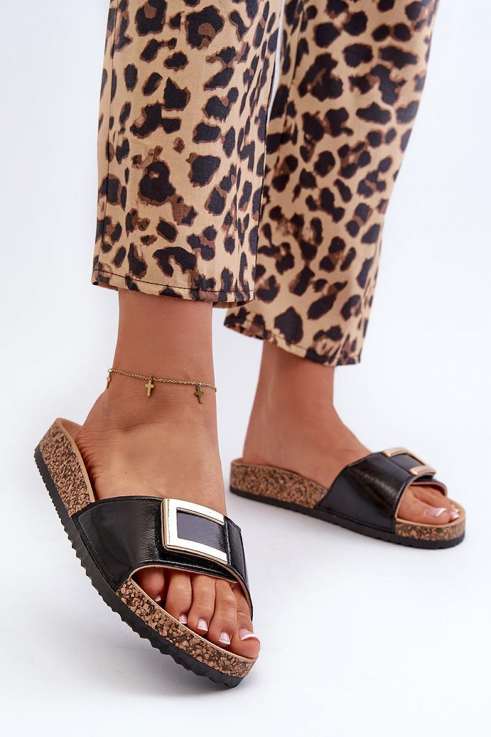 Flip-flops model 198188
