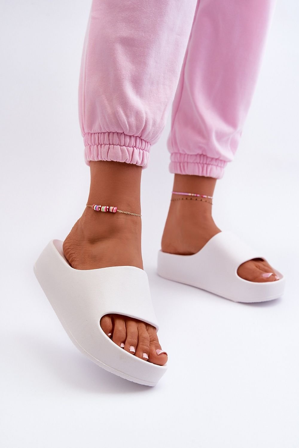 Flip-flops model 198279