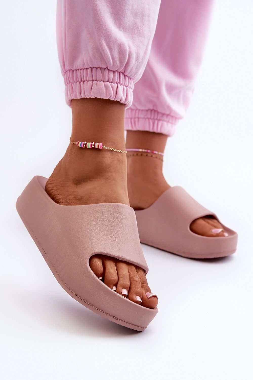Flip-flops model 198287