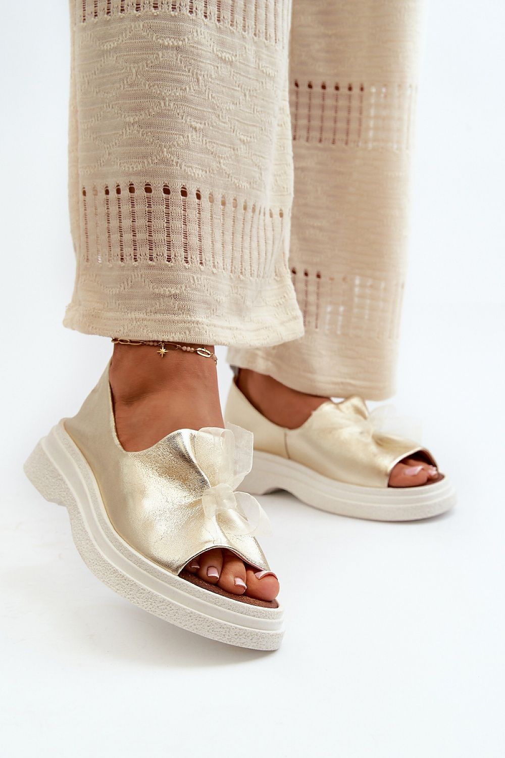 Sandals model 198404