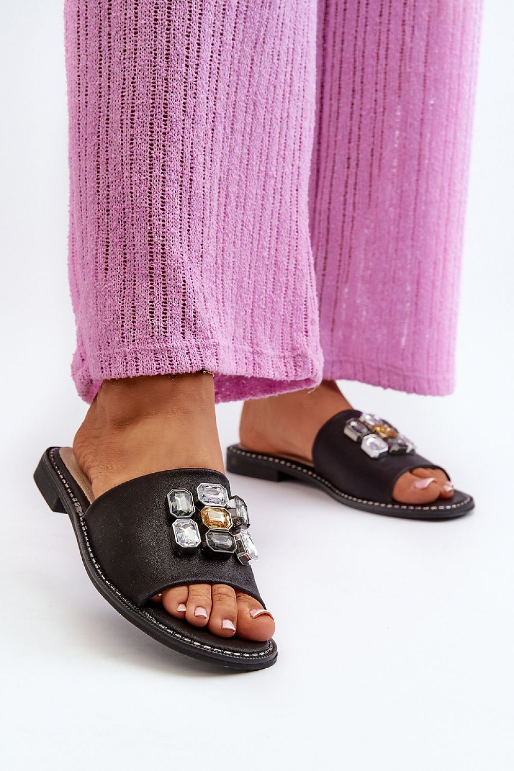 Flip-flops model 198614