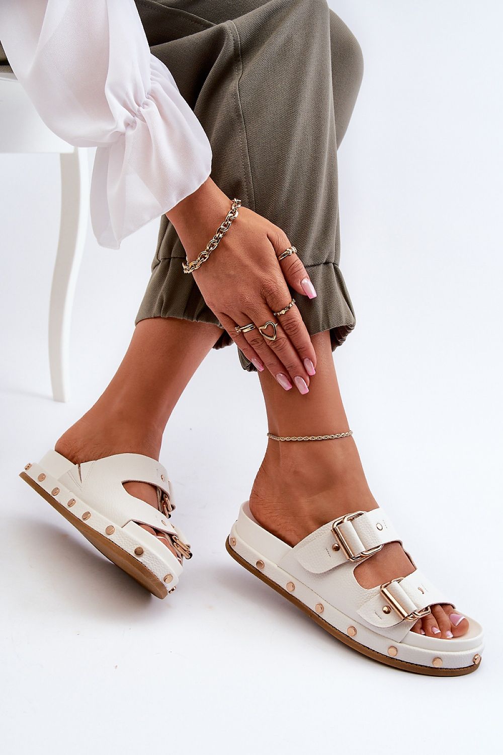 Flip-flops model 198774