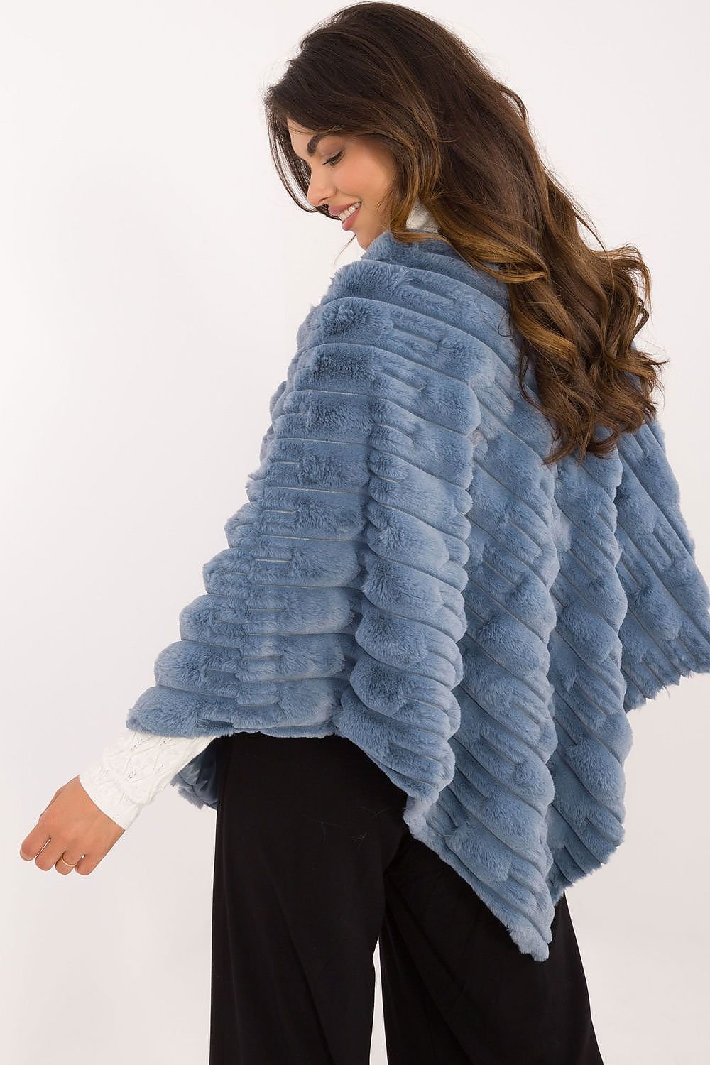 Poncho model 200206