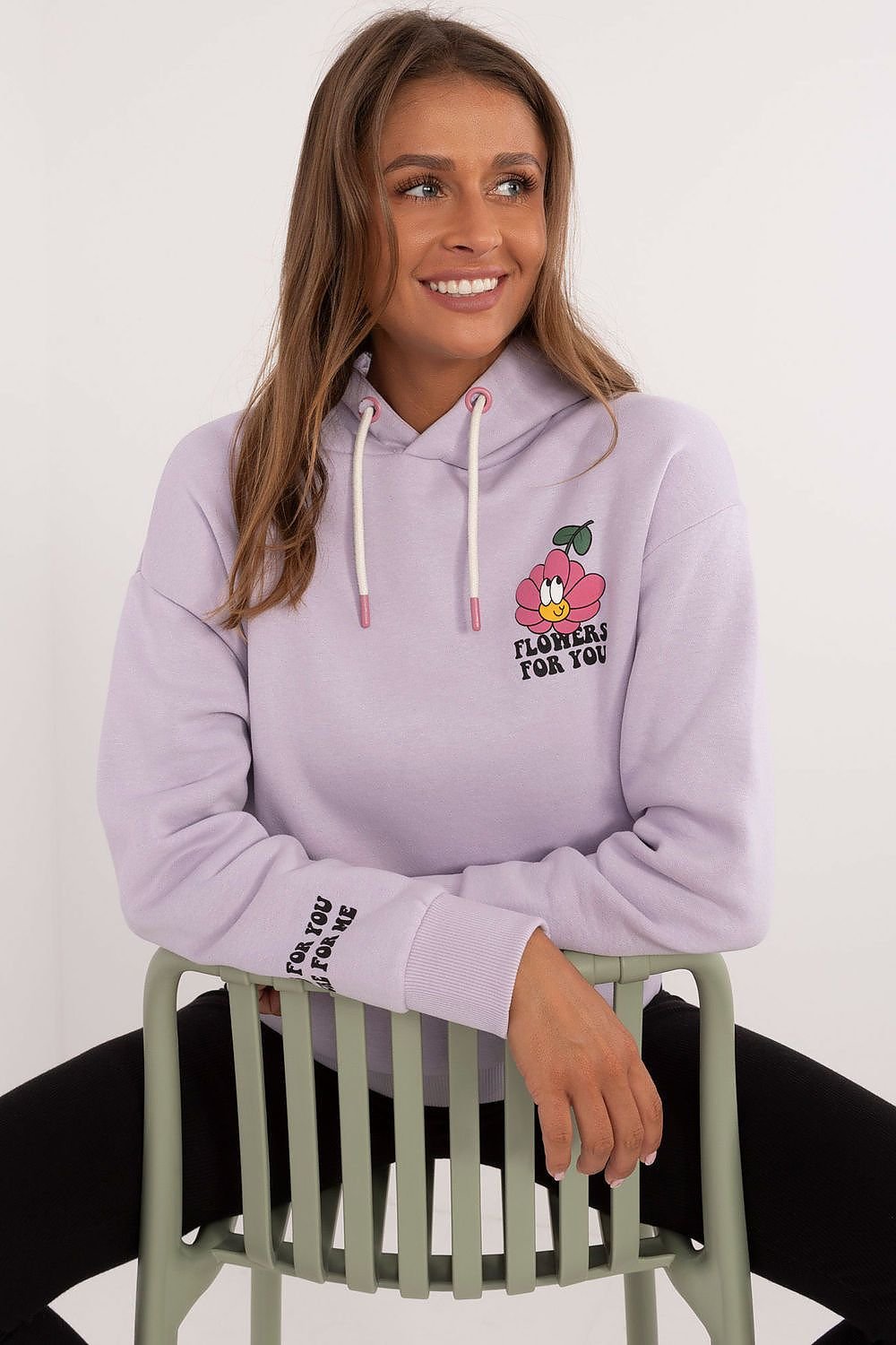 Sweatshirt model 200431