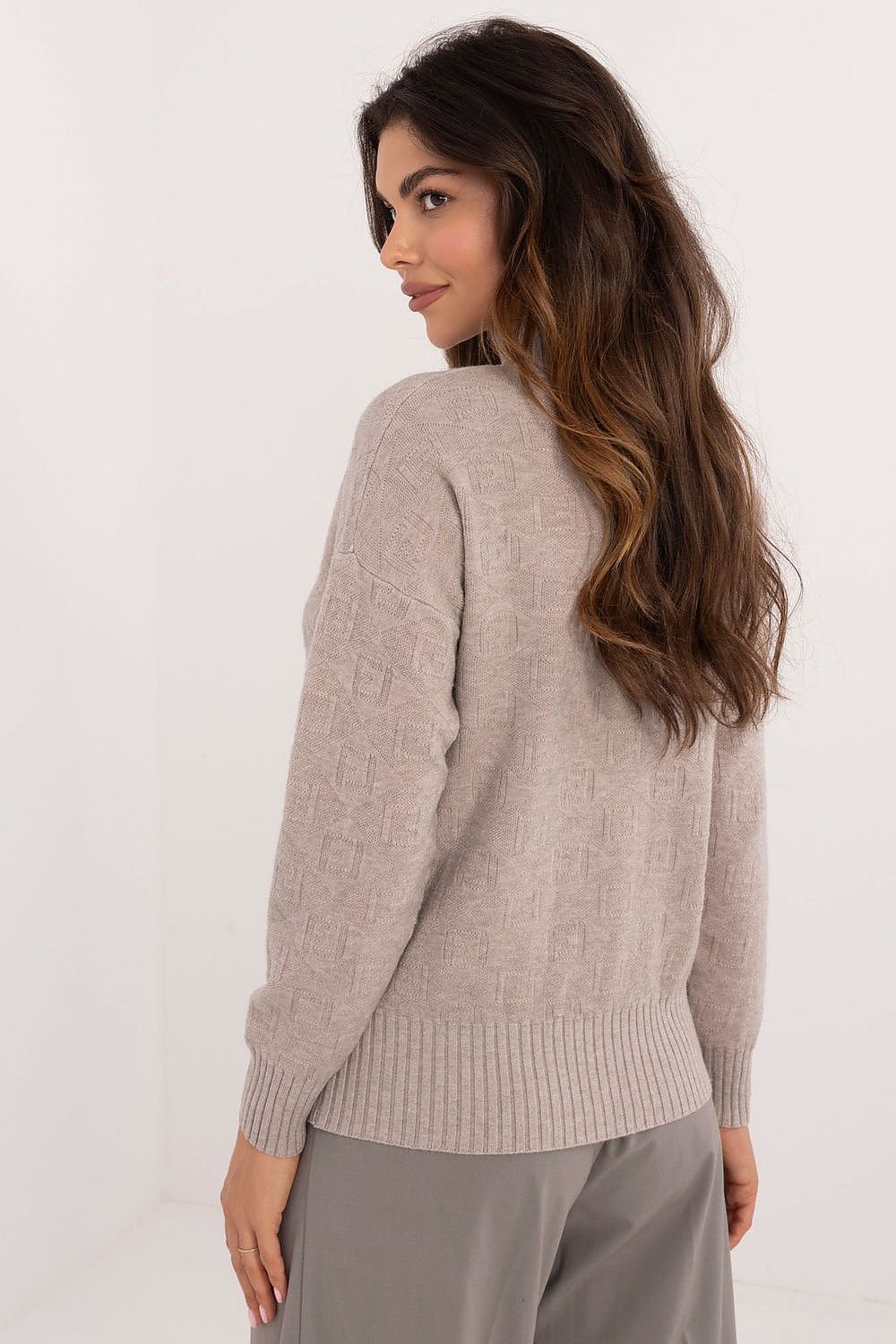 Jumper model 200525
