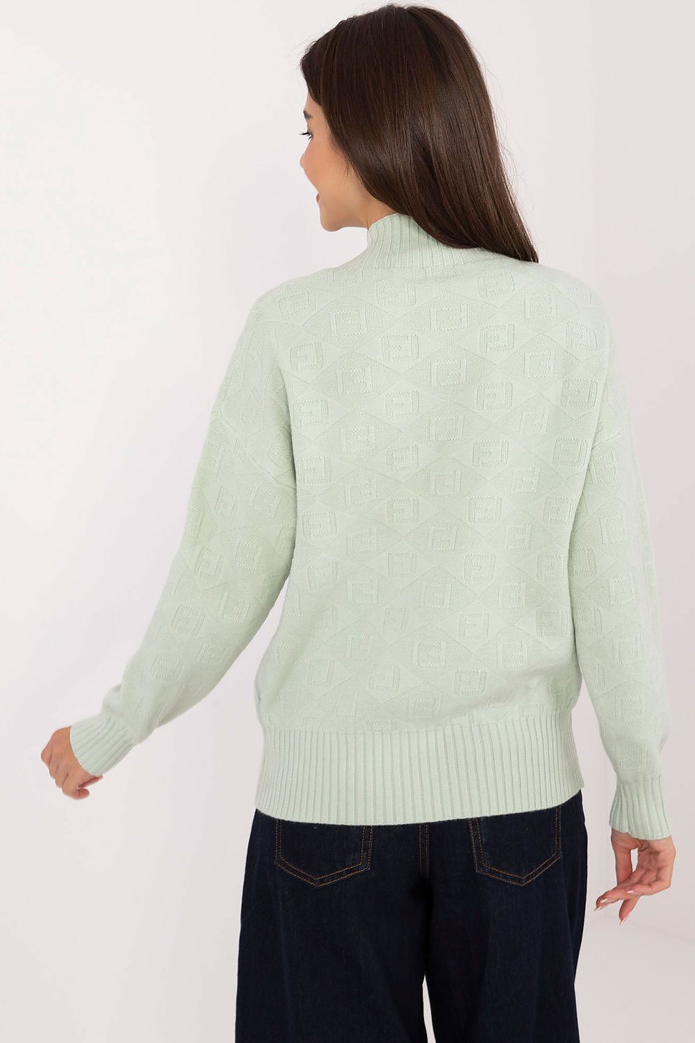 Jumper model 200526