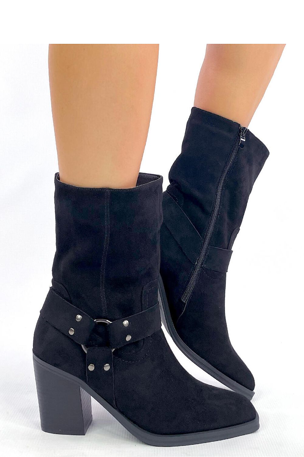 Heel boots model 200625