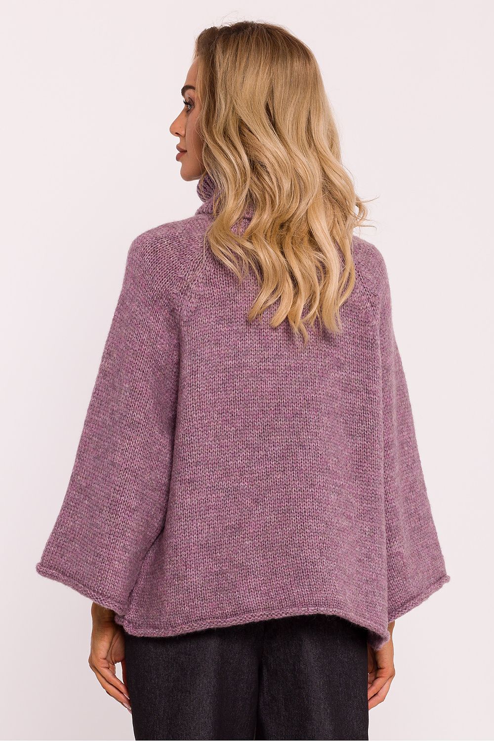 Turtleneck model 200913