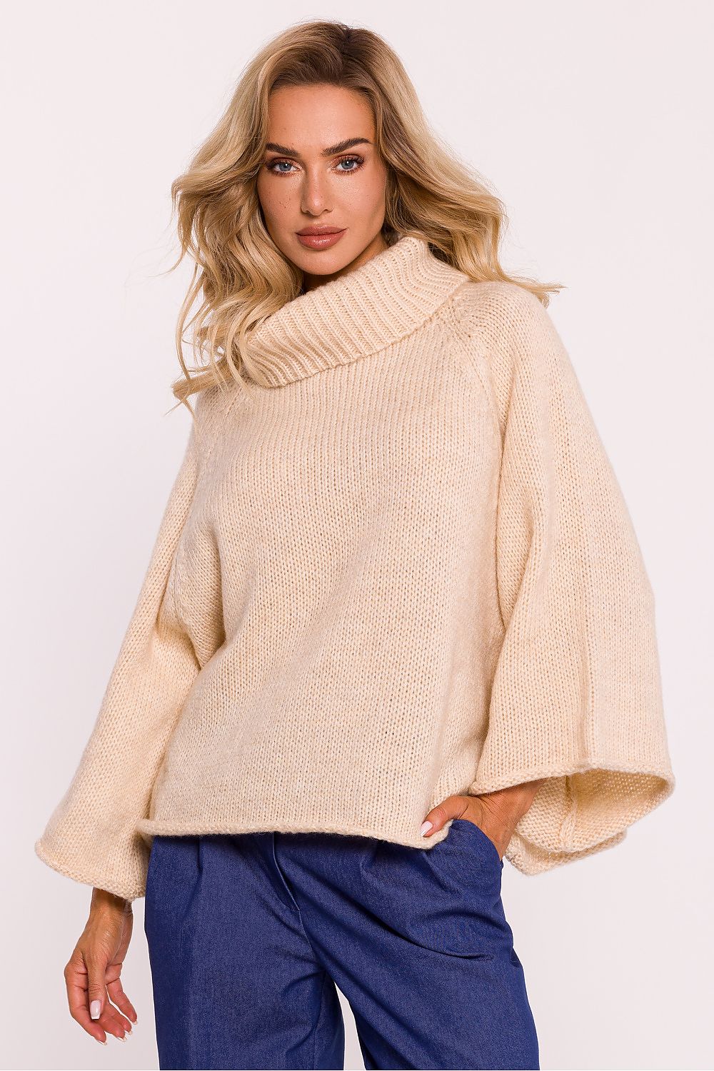 Turtleneck model 200915