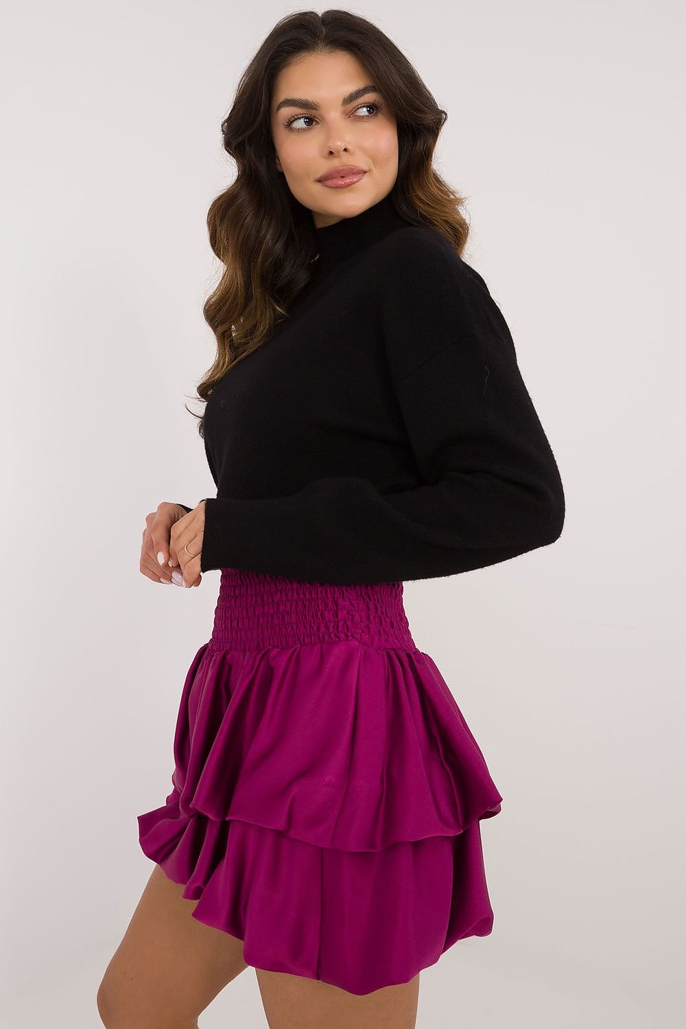Short skirt model 201294