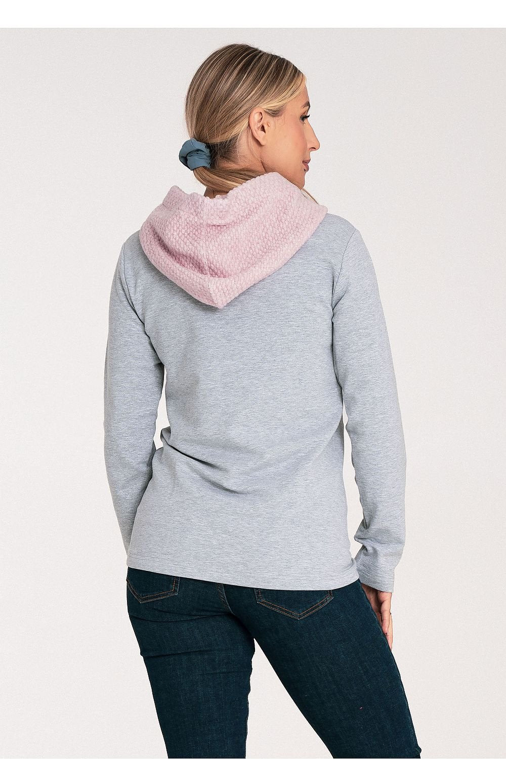 Sweatshirt model 201460
