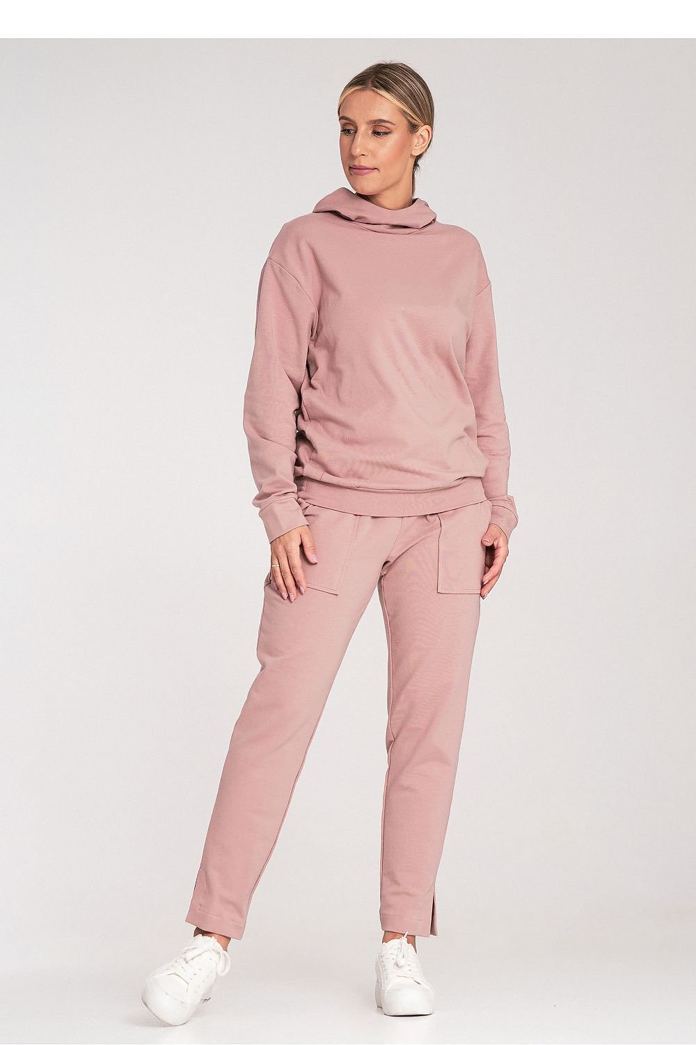 Sweatshirt model 201486
