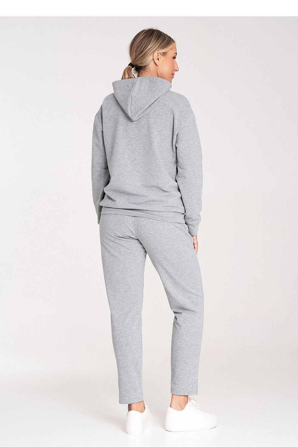 Sweatshirt model 201489