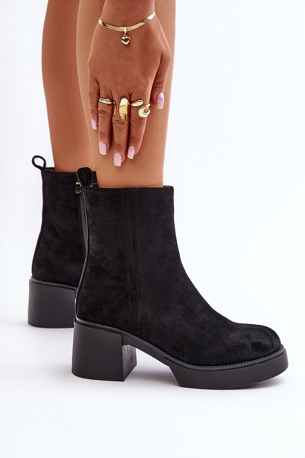 Heel boots model 201541