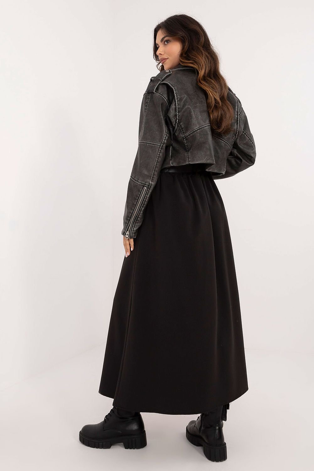 Long skirt model 201607