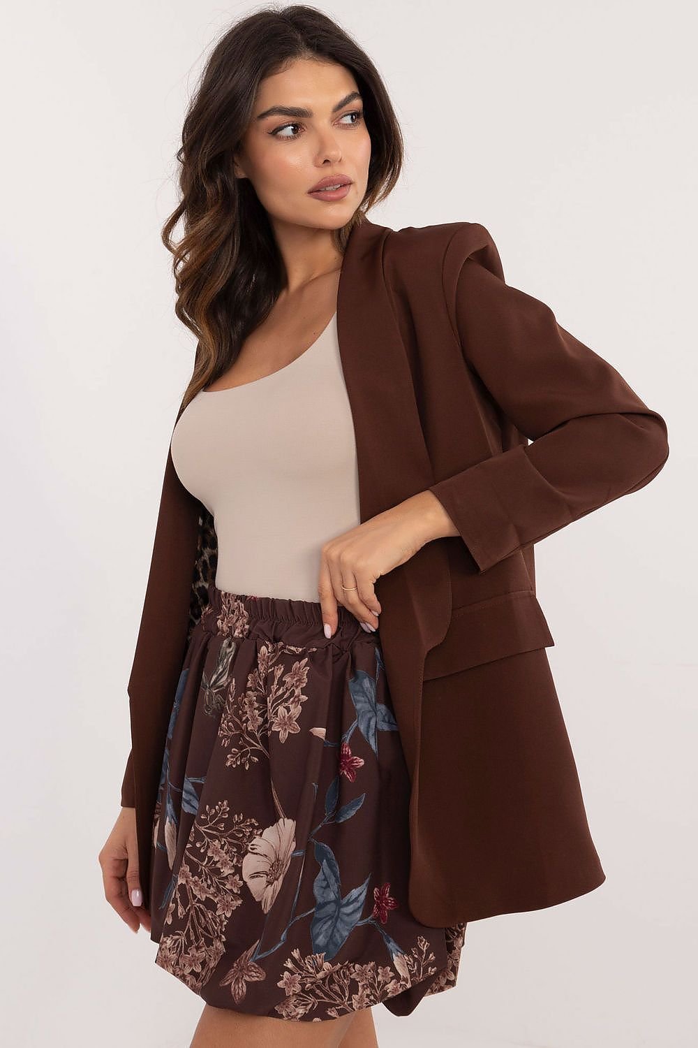 Short skirt model 201764