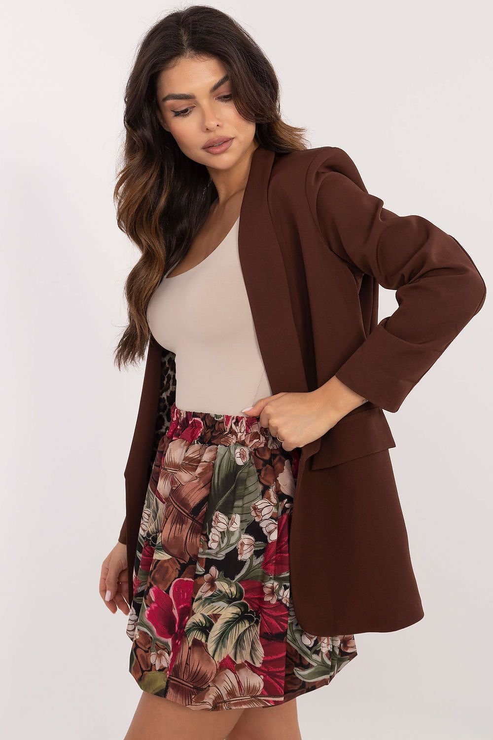 Short skirt model 201773