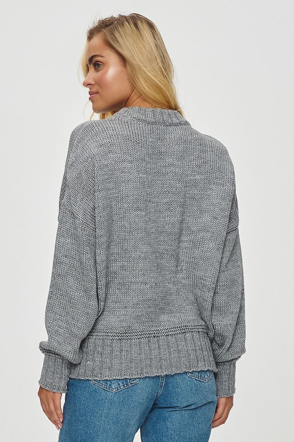 Jumper model 201809