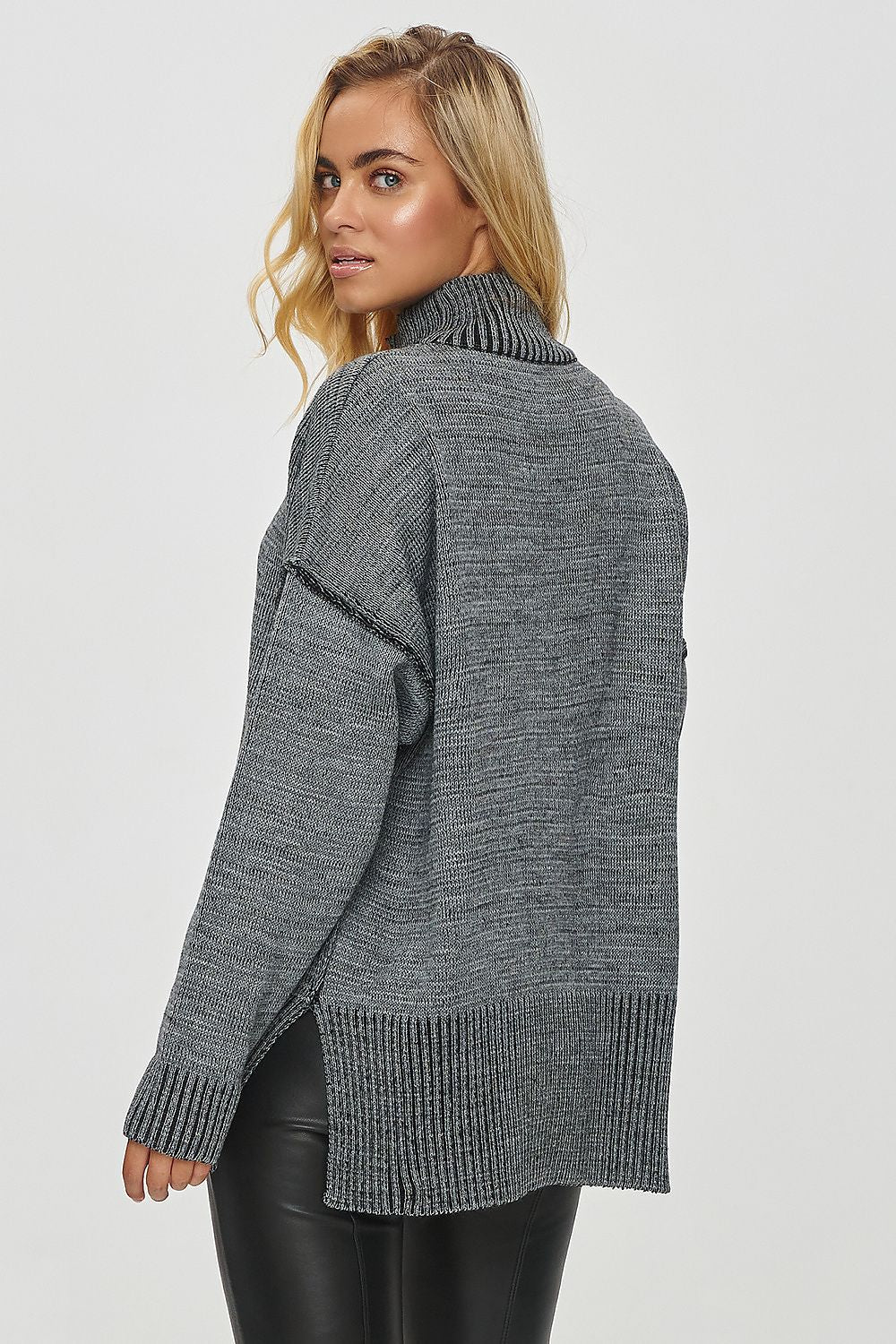 Turtleneck model 201820