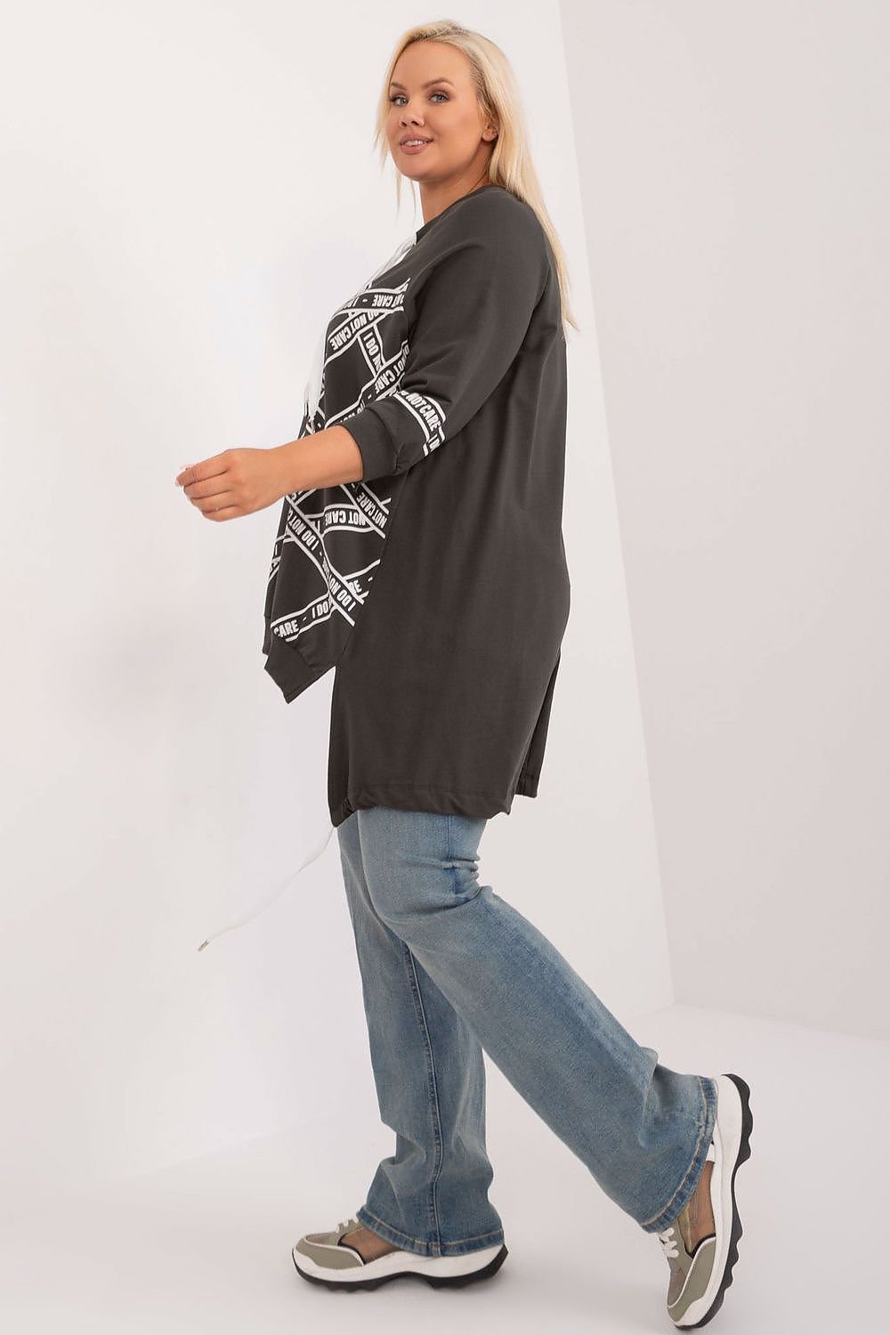 Plus size blouse model 201842
